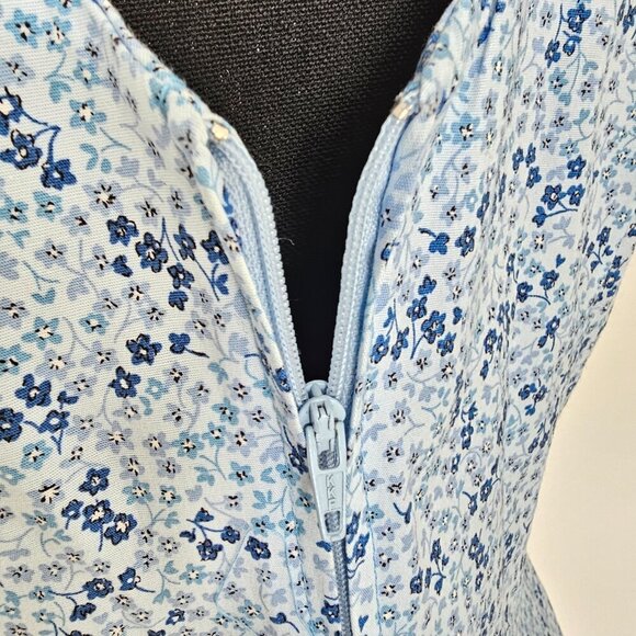 Reitman's Petites Blue Floral Dress, Size 10 - Picture 4 of 12
